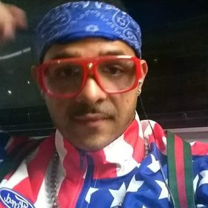 Meet your Posher, Ty